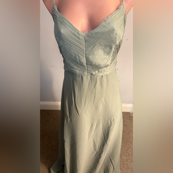 ASOS DESIGN Bridesmaid cami maxi dress with ruched bodice and tie waist - Picture 6 of 6